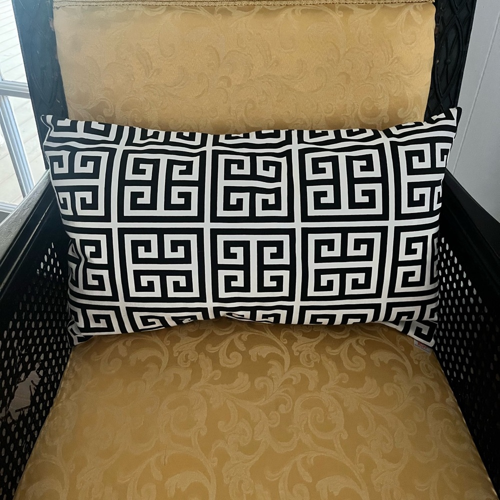Black & White Geometric Decorative Pillow